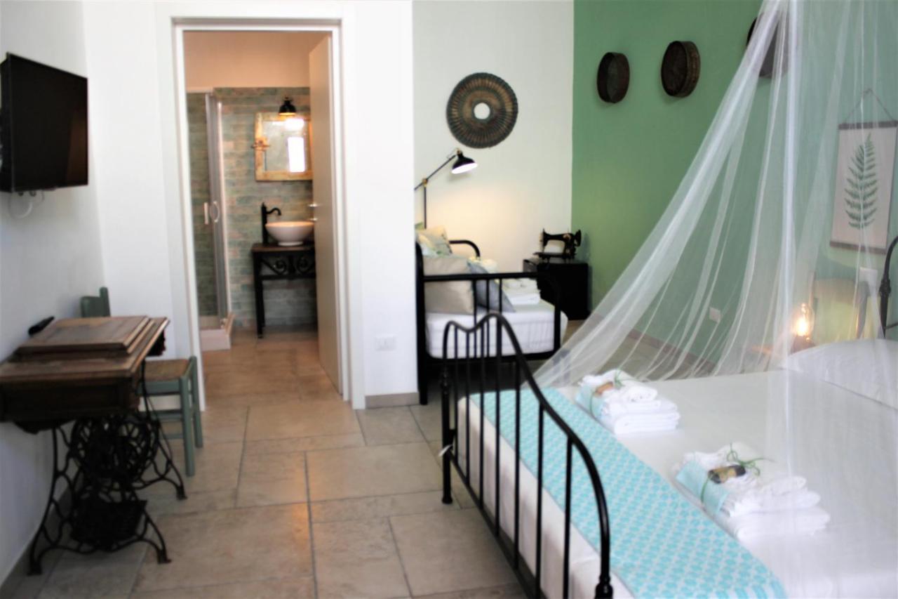 Li Perrini Boutique B&B Acquarica Kültér fotó