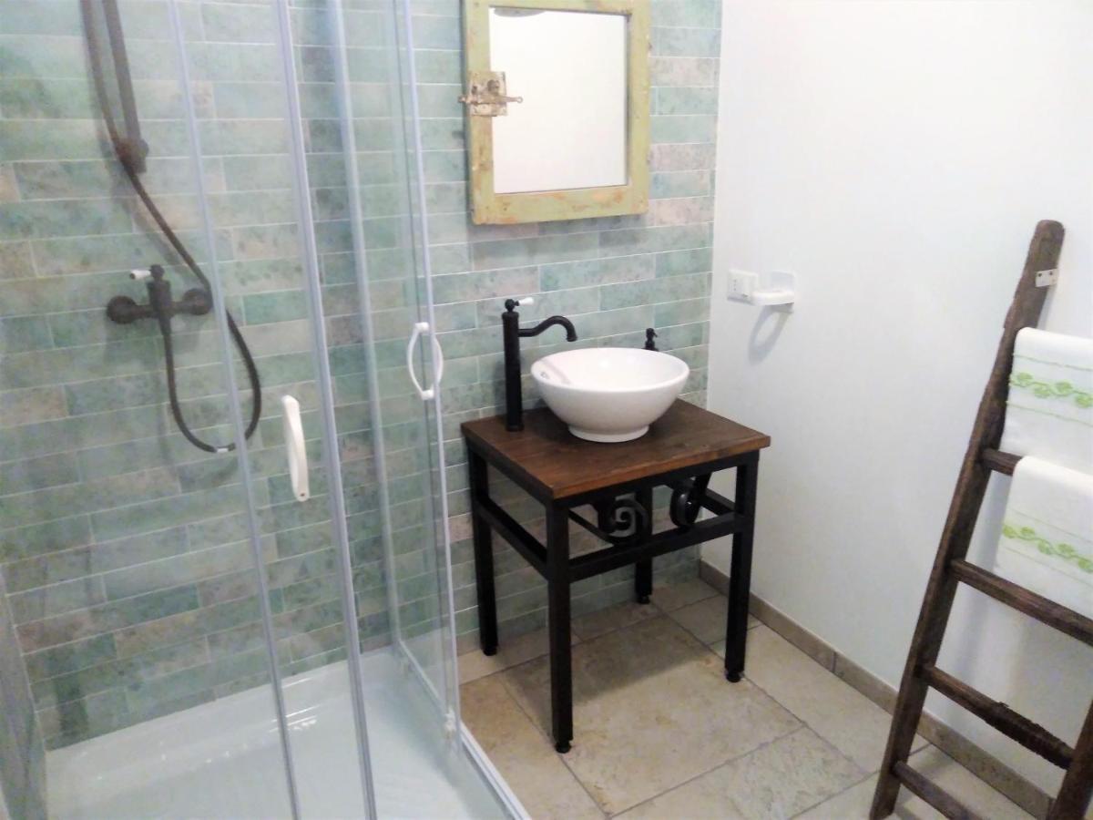 Li Perrini Boutique B&B Acquarica Kültér fotó