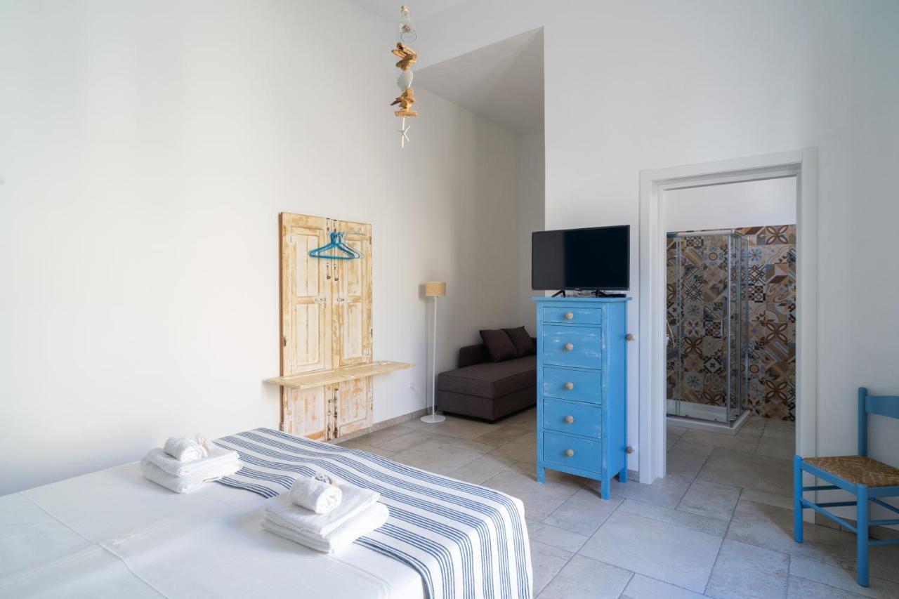 Li Perrini Boutique B&B Acquarica Kültér fotó