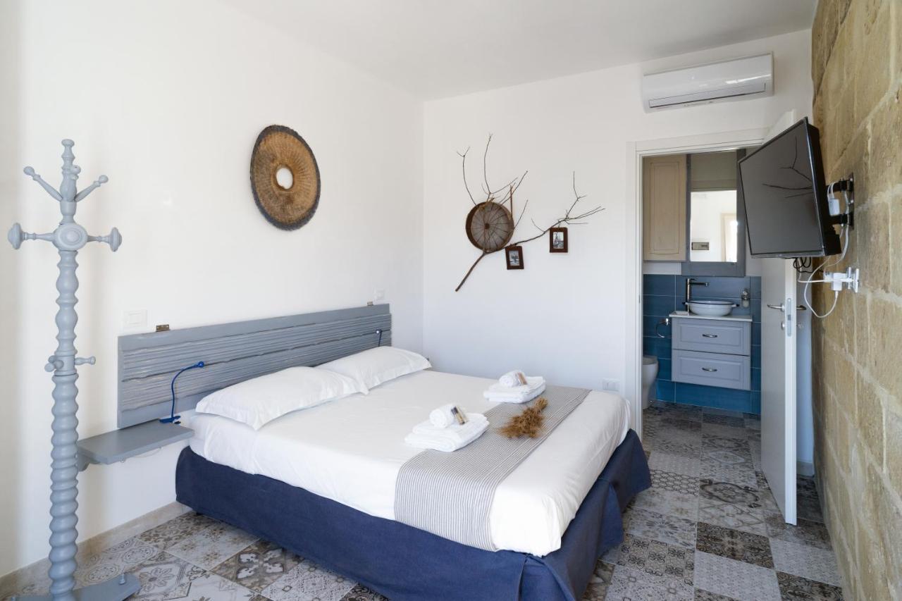 Li Perrini Boutique B&B Acquarica Kültér fotó