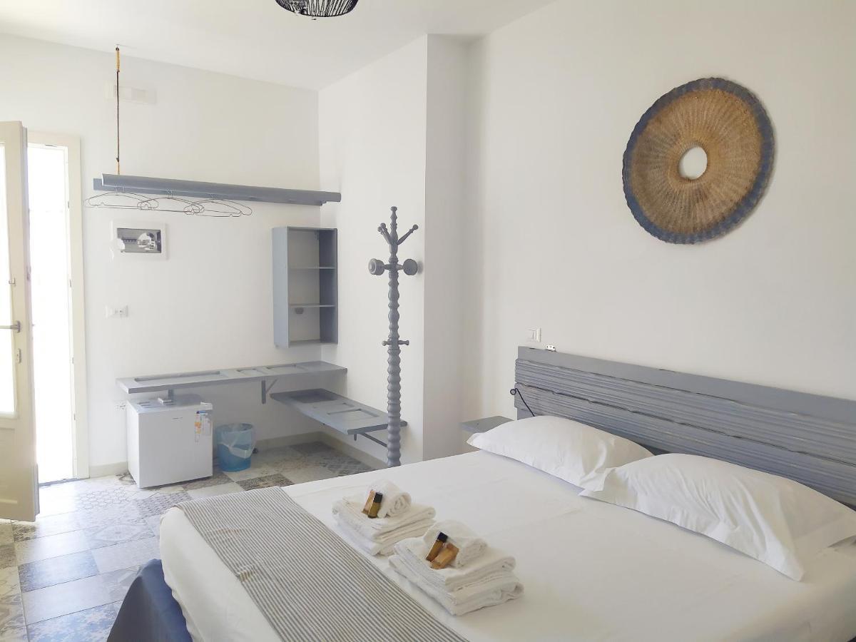 Li Perrini Boutique B&B Acquarica Kültér fotó